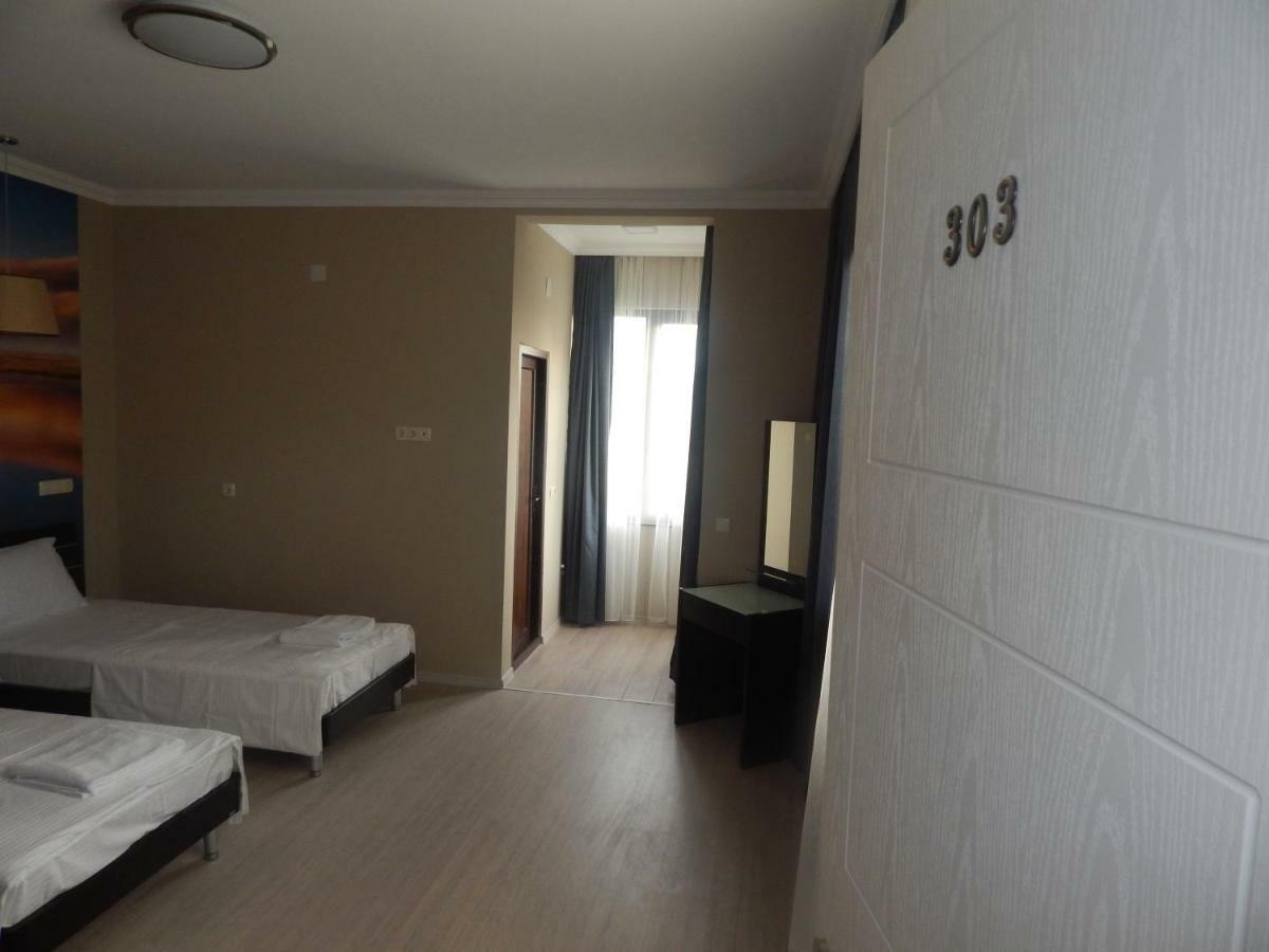 Hotel My House Batumi Zewnętrze zdjęcie